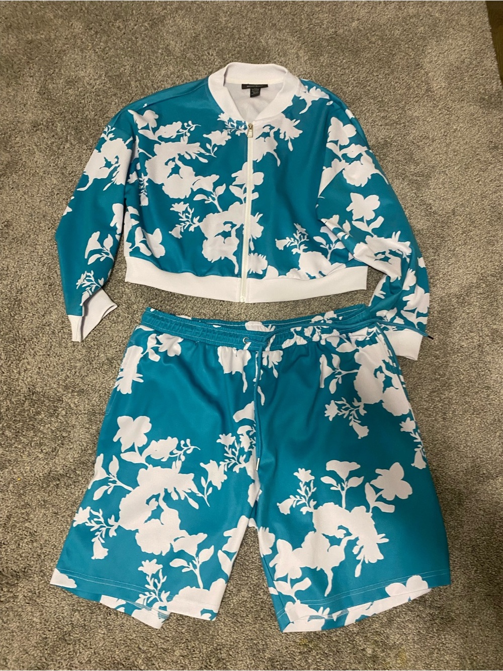 Ashley Stewart Teal and White Floral Two-Piece Set